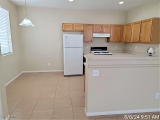 Photo #5: 2606540 Listing 