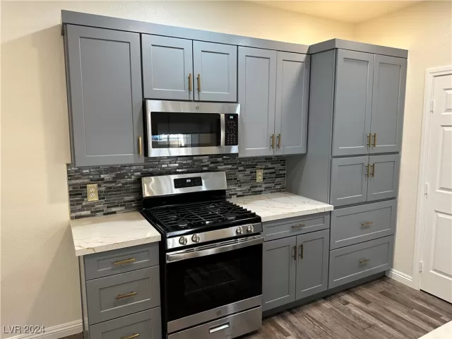 MLS: 2606573 Condo For Sale