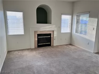 Photo #3: 2606598 Listing 