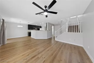 Photo #4: 2606606 Listing 