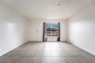 Photo #6: 2606617 Listing 