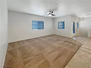 Photo #2: 2606626 Listing