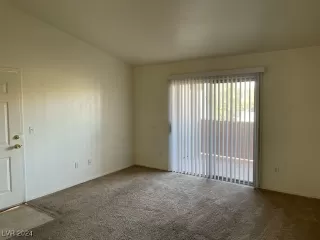 Photo #6: 2606702 Listing 