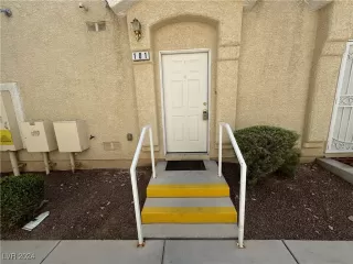 Photo #2: 2606750 Listing 