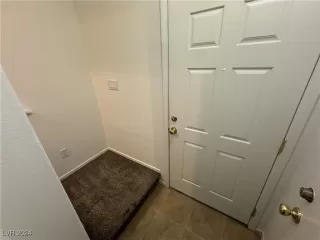 Photo #4: 2606750 Listing 