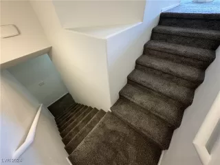 Photo #5: 2606750 Listing 