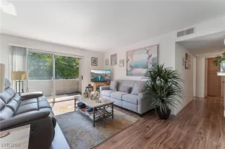 Photo #6: 2606768 Listing 