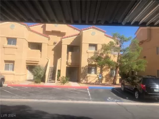 Photo #1: 2606791 Listing