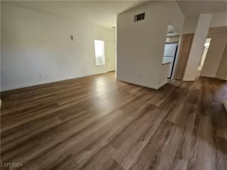 Photo #3: 2606814 Listing 