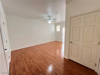 Photo #6: 2606827 Listing 