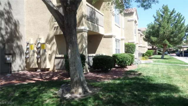 MLS: 2606889 Condo For Sale