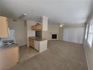 Photo #2: 2606902 Listing 