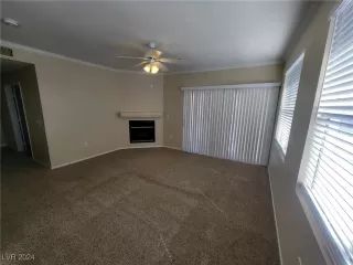 Photo #5: 2606902 Listing 