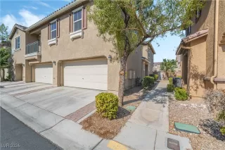 Photo #2: 2606910 Listing 