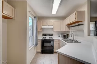 Photo #2: 2606947 Listing 