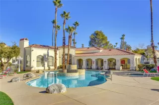 Photo #4: 2606947 Listing 