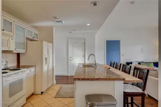 Photo #4: 2606974 Listing 