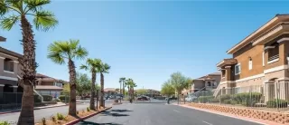 Photo #1: 2606989 Listing 
