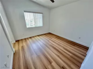 Photo #4: 2606990 Listing 