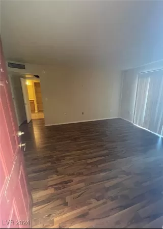 Photo #1: 2607006 Listing 