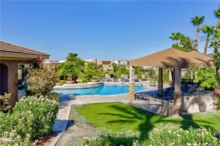 Photo #2: 2607021 Listing