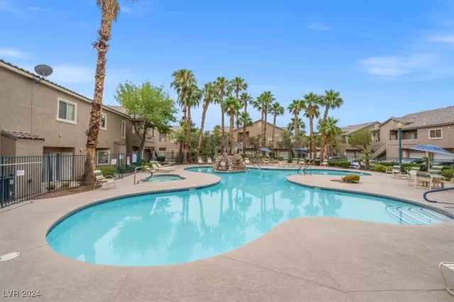 MLS: 2607067 Condo For Sale