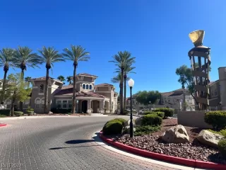 Photo #2: 2607078 Listing 