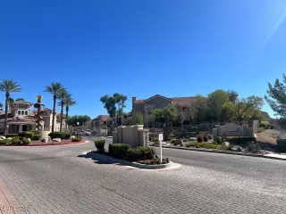 Photo #3: 2607078 Listing 