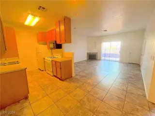 Photo #3: 2607120 Listing 