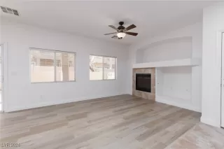 Photo #6: 2607148 Listing