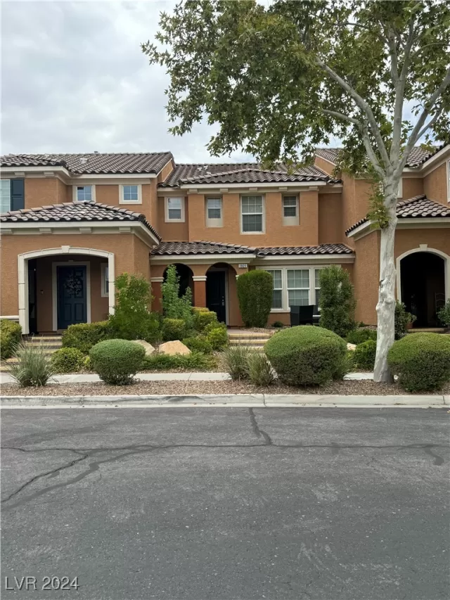 MLS: 2607165 Condo For Sale