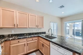 Photo #6: 2607209 Listing 