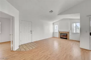 Photo #6: 2607210 Listing 