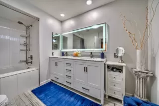 Photo #3: 2607230 Listing