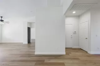 Photo #3: 2607240 Listing 