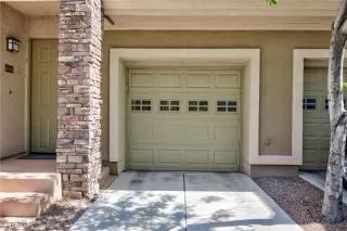 Photo #2: 2607241 Listing 