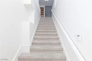 Photo #4: 2607241 Listing 