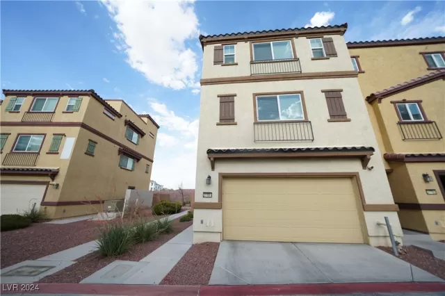 MLS: 2607257 Condo For Sale