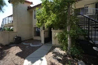 Photo #4: 2607261 Listing 