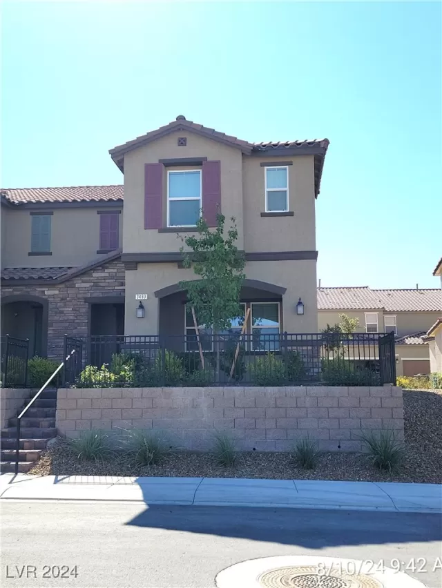 MLS: 2607270 Condo For Sale