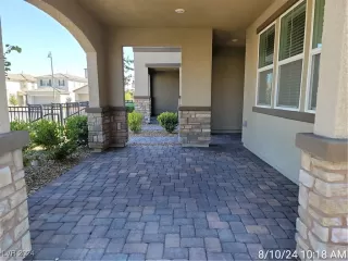 Photo #2: 2607270 Listing 