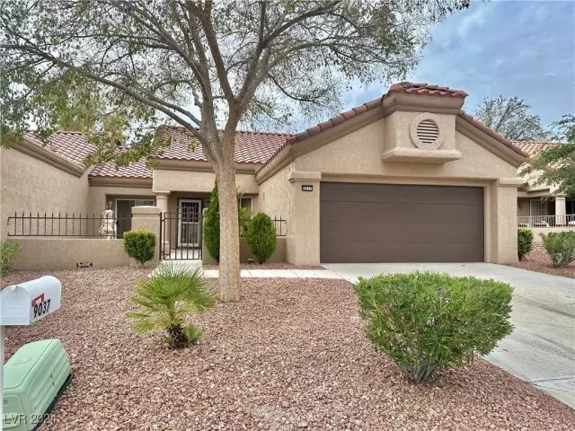 MLS: 2607276 Condo For Sale