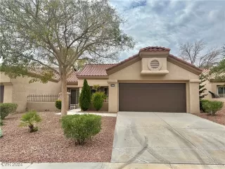 Photo #1: 2607276 Listing