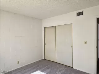 Photo #5: 2607287 Listing 