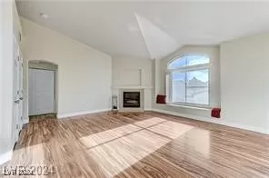 Photo #4: 2607309 Listing 