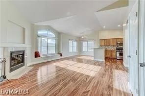 Photo #5: 2607309 Listing 