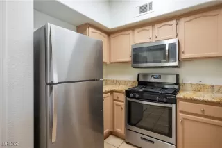 Photo #2: 2607314 Listing