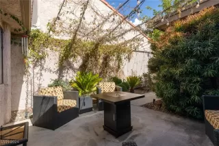 Photo #5: 2607320 Listing 