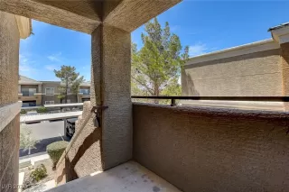 Photo #5: 2607345 Listing 