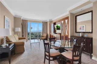 Photo #5: 2607372 Listing